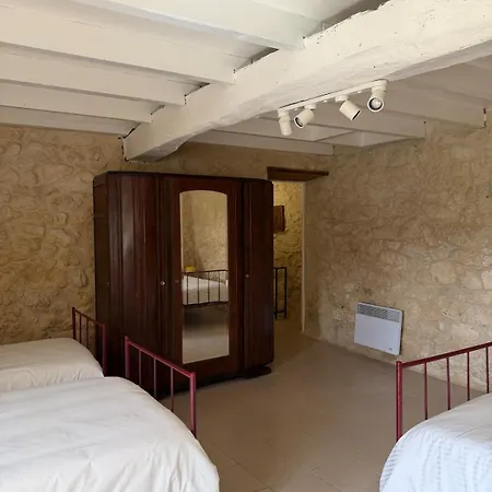 Ferienhaus Charming Stone House Near Saint-emilion *