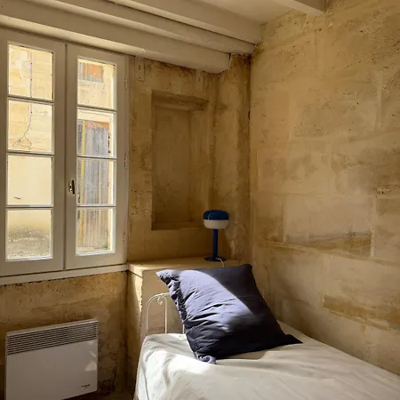 Charming Stone House Near Saint-emilion 펜션 Lugaignac